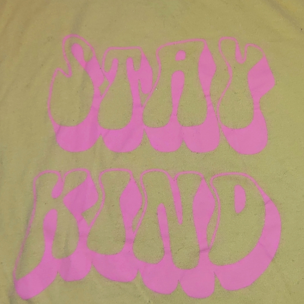 "Stay Kind" Freeze Crop-top Tee